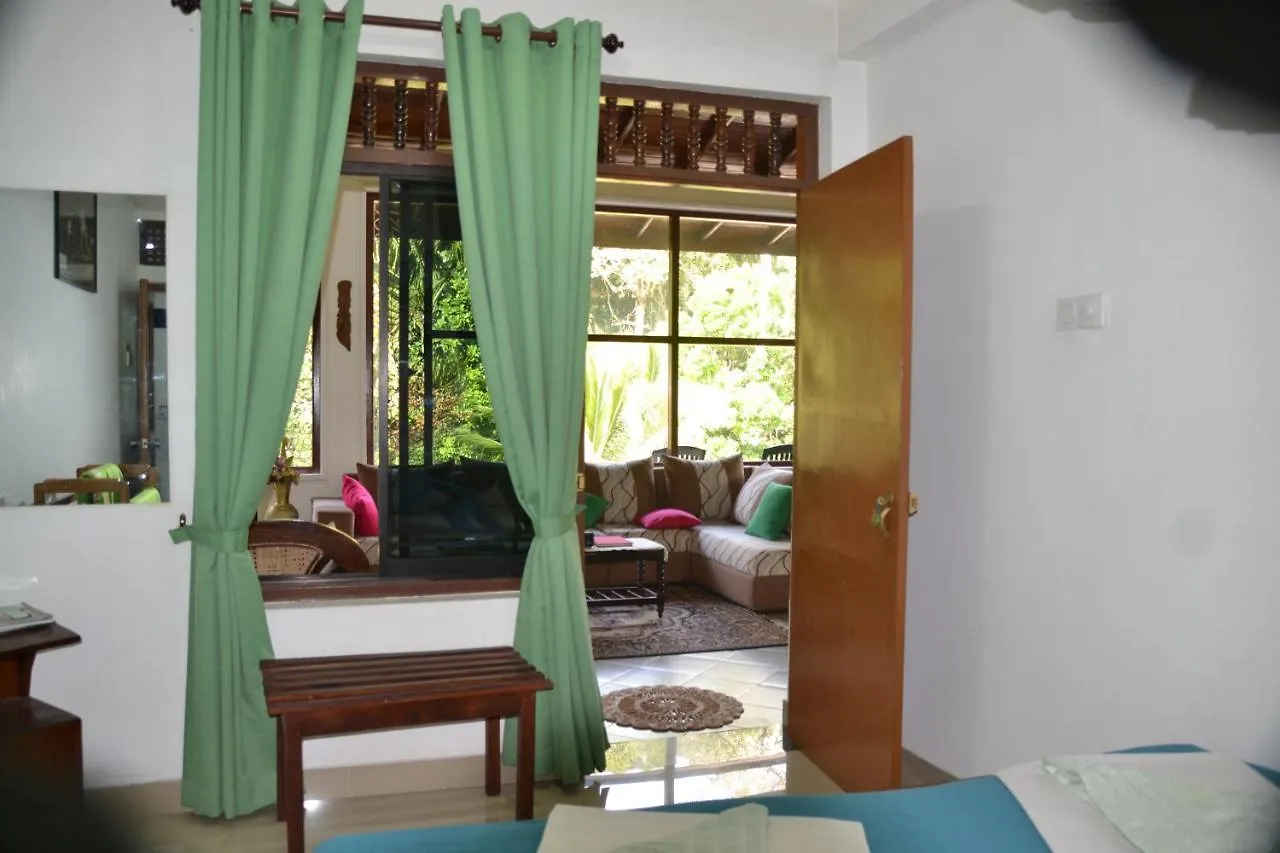 Privatunterkunft Green Woods Guest Kandy